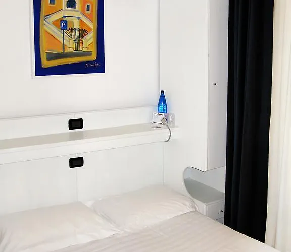 Otel Continentale 2*